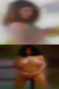 Pen fuck in wife pussy.